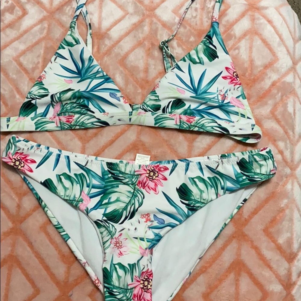 Floral bikini set